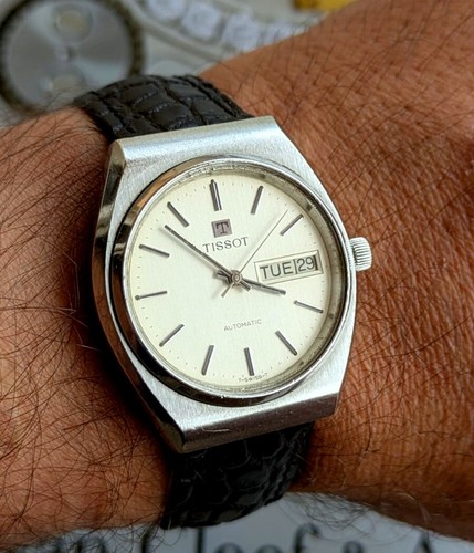 Orologio tissot locle 85002 - locle,